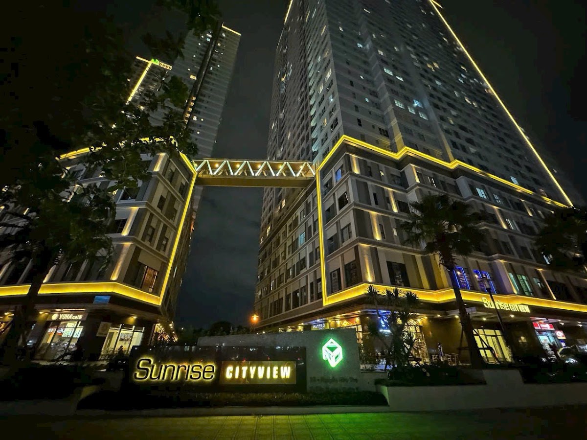 LEE HOTEL