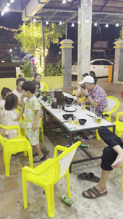 Lẩu gà lá é Tao Ngộ Quán