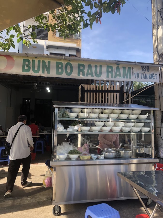 Quán BÚN BÒ RAU RĂM 180 Võ Văn Kiệt