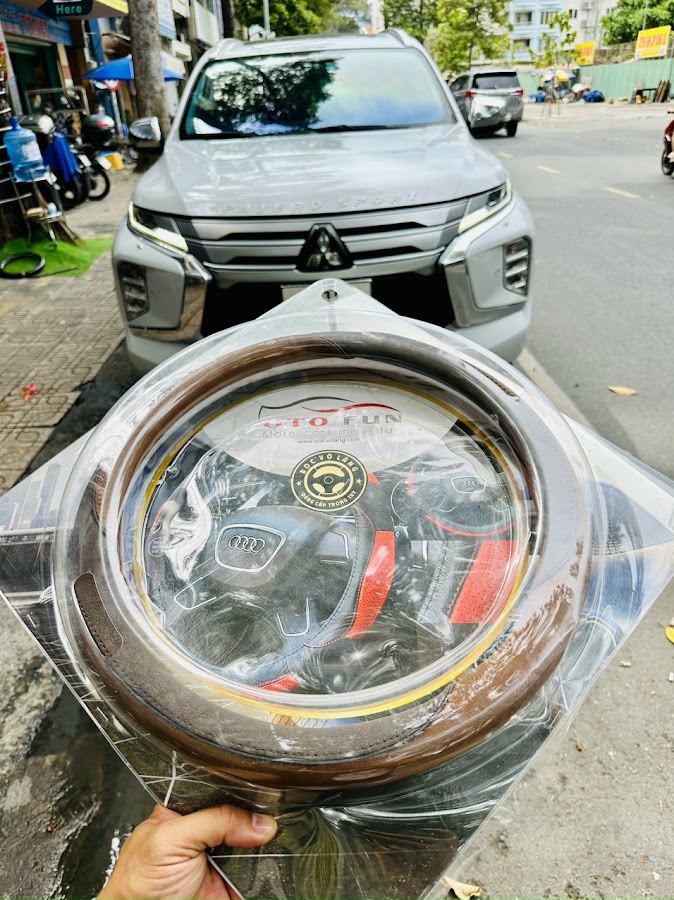 Cửa Hàng Phụ Tùng Xe Máy 5F