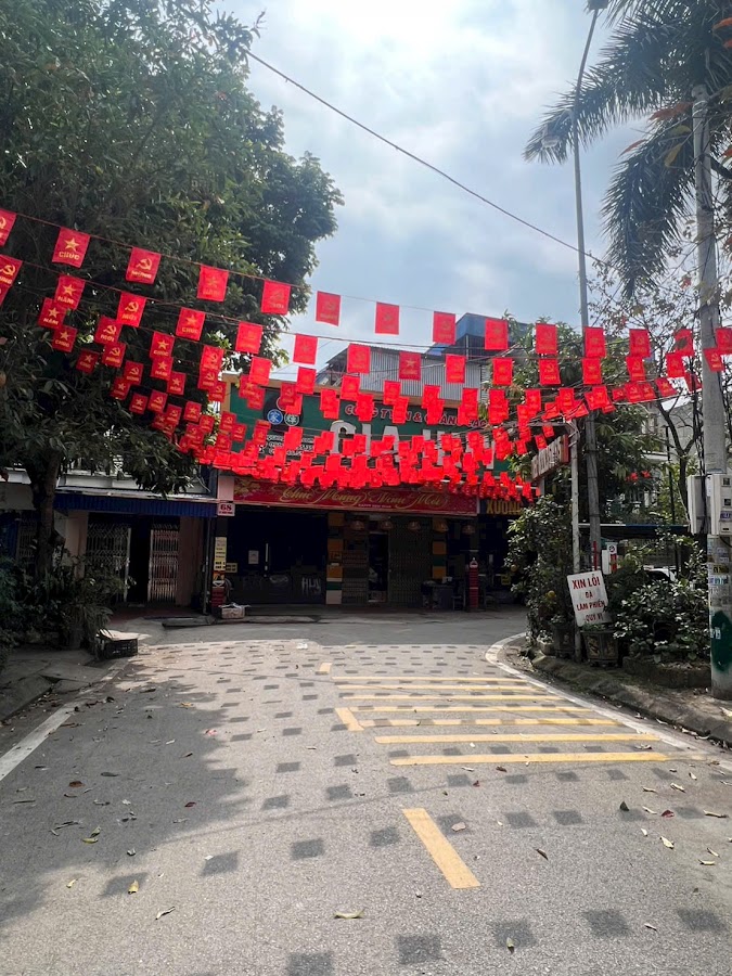 Quán trà đá cụ phóng