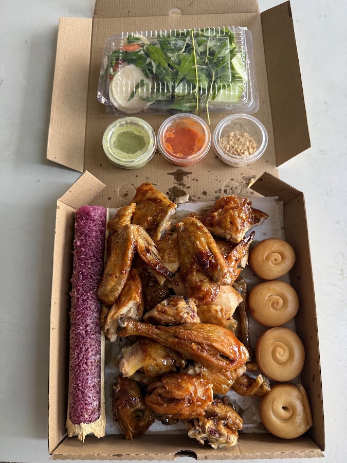 Gà Nướng Thanh Tâm