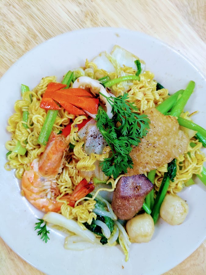 Cơm gà xối mỡ Khang Ký