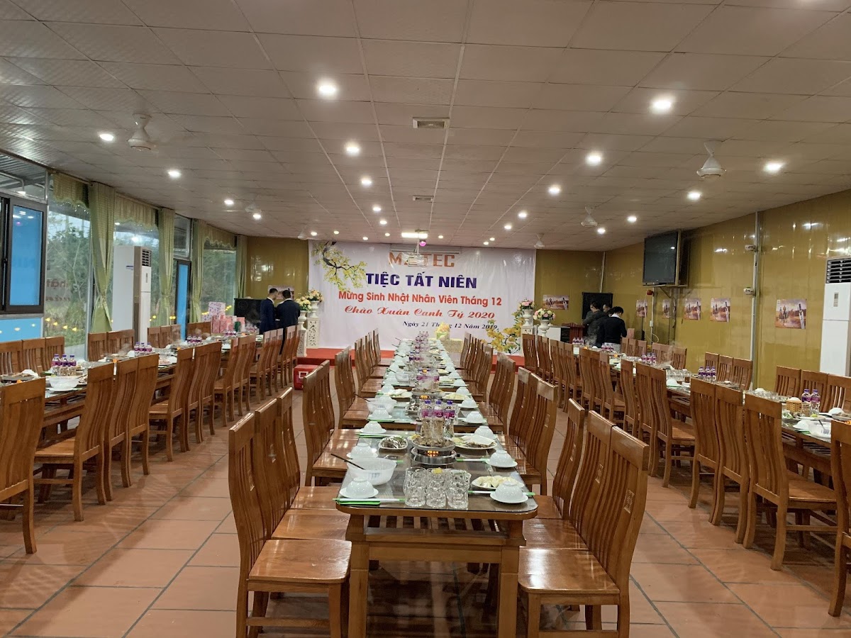 Nhà Hàng Chung Chồn