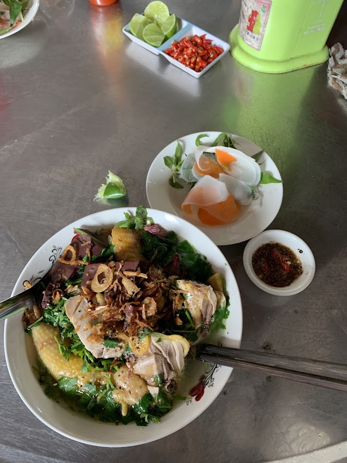 QUÁN BÁNH CANH GÀ