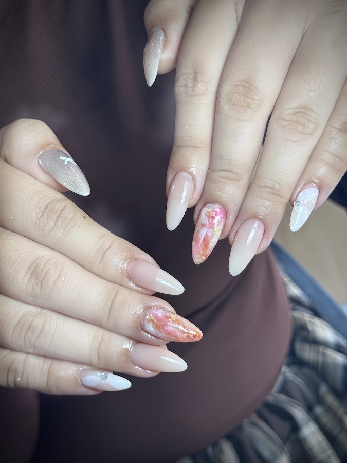 KIM NAIL